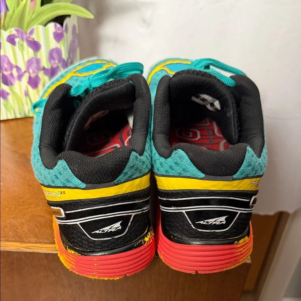 Altra Women’s Torin 2.0 Running Shoes in Parrot Blue and Yellow Size 10
